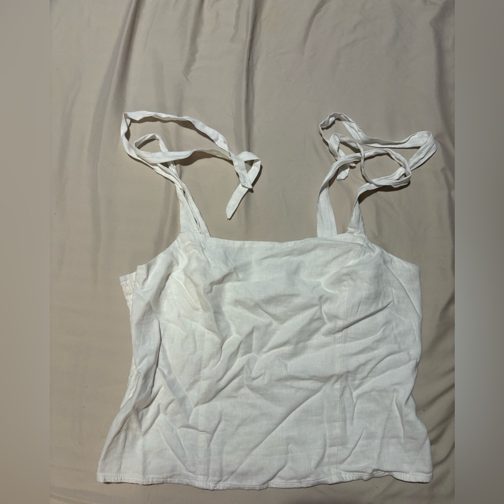White Sleeveless Women's Top